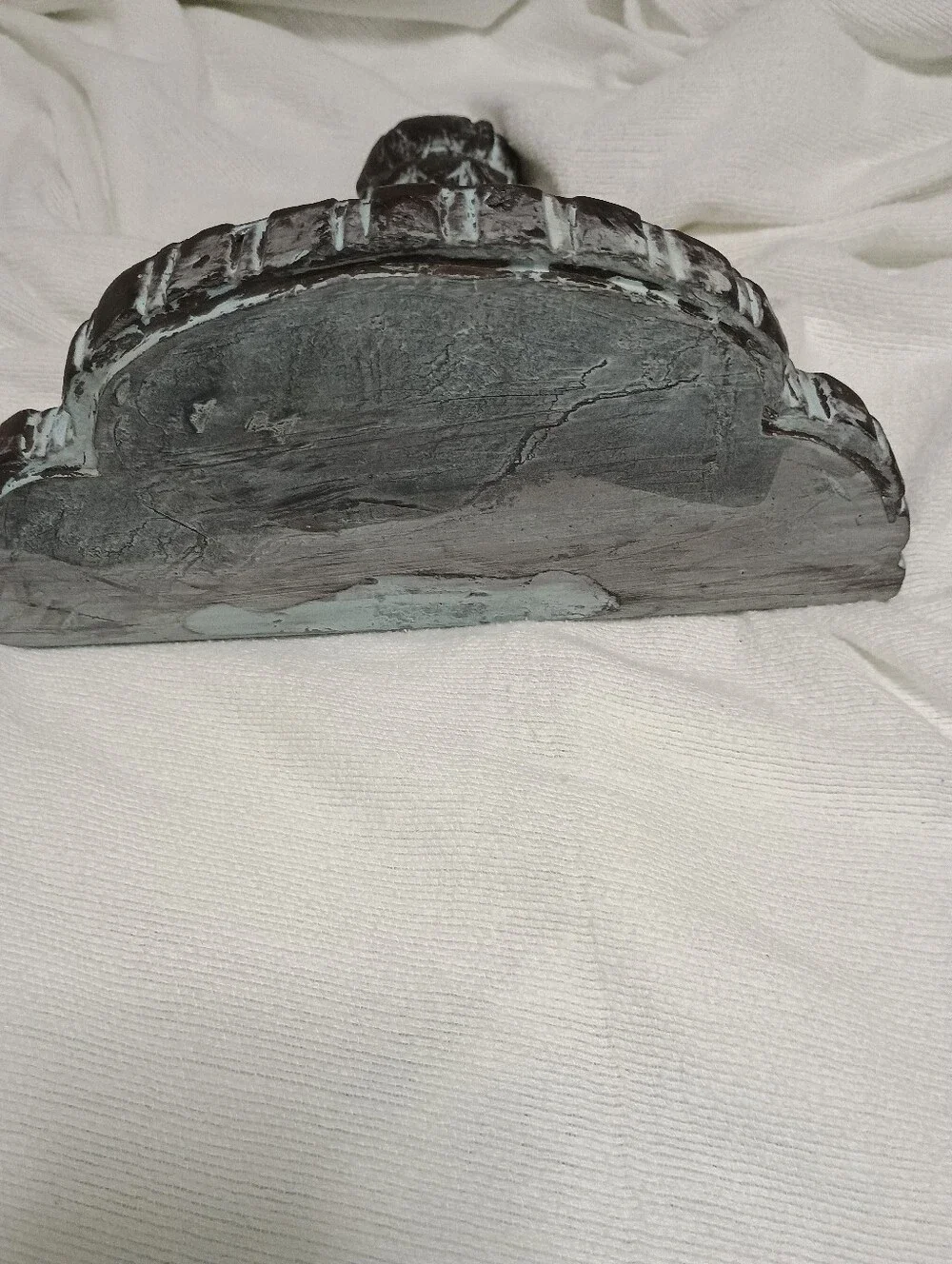 DECORATIVE Distressed CORNICE WALL SHELF Antiqued Heavy Plaster